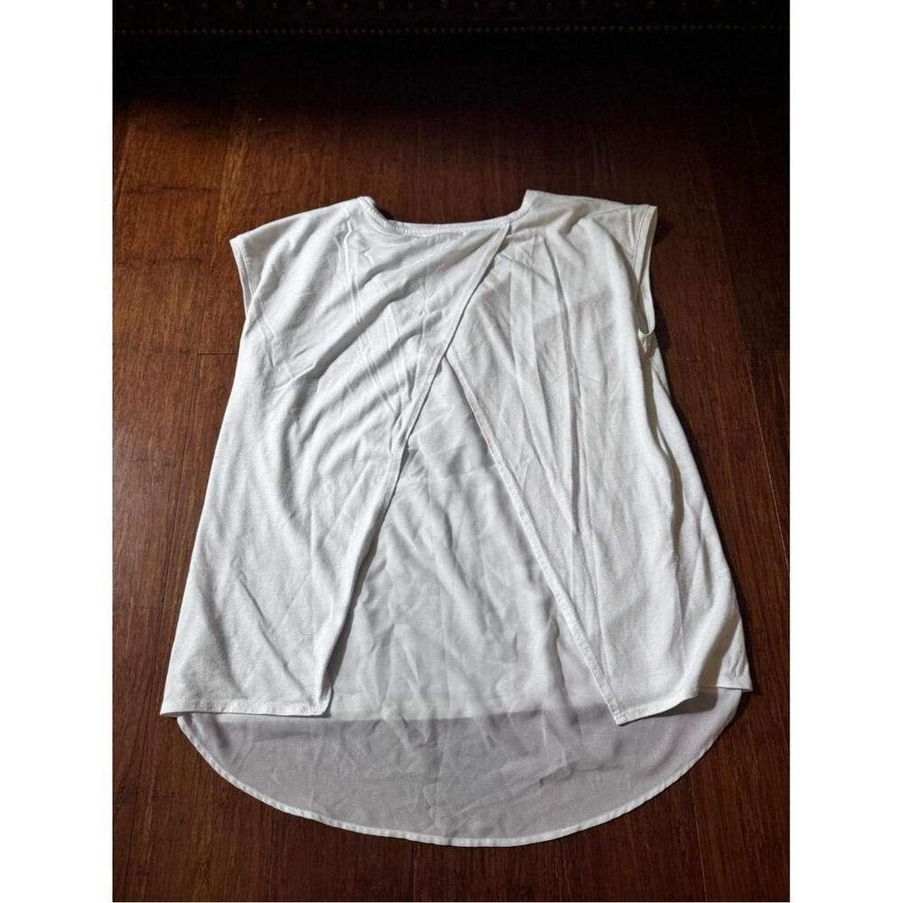Unbranded Women's White and Cream Blouse